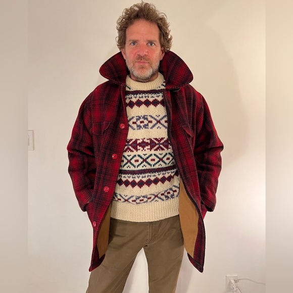 Vintage Woolrich plaid coat. - Picture 9 of 9